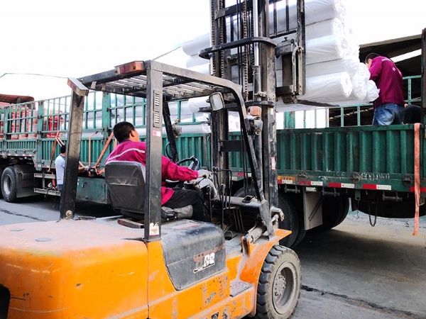 發(fā)貨現(xiàn)場(chǎng)